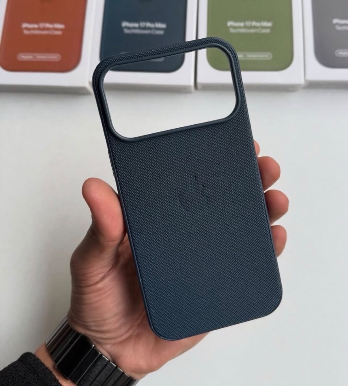 Apple TechWoven Case