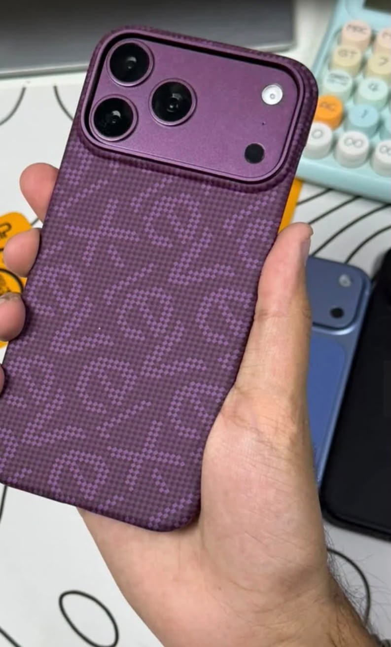 X-Level Cheers Carbon MagSafe iPhone Case